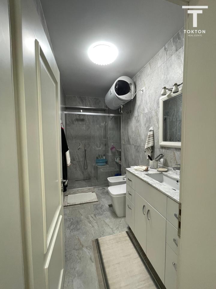 RENT, 2+1 APARTMENT, CENTER, TIRANA.