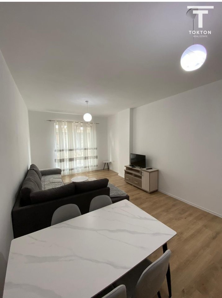 QIRA, APARTAMENT 2+1, PASKUQAN, TIRANË