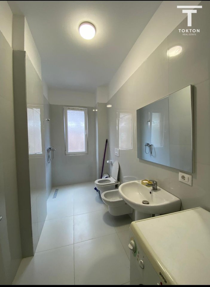 QIRA, APARTAMENT 2+1, PASKUQAN, TIRANË