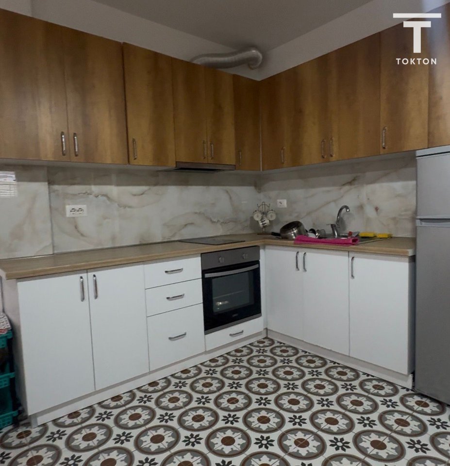 SHITET, APARTAMENT 1+1,KOPSHTI ZOLOGJIK, TIRANË
