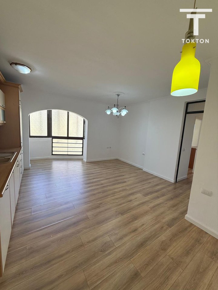 FOR SALE, 2+1 APARTMENT, FORMER AVIATION FIELD, TIRANA