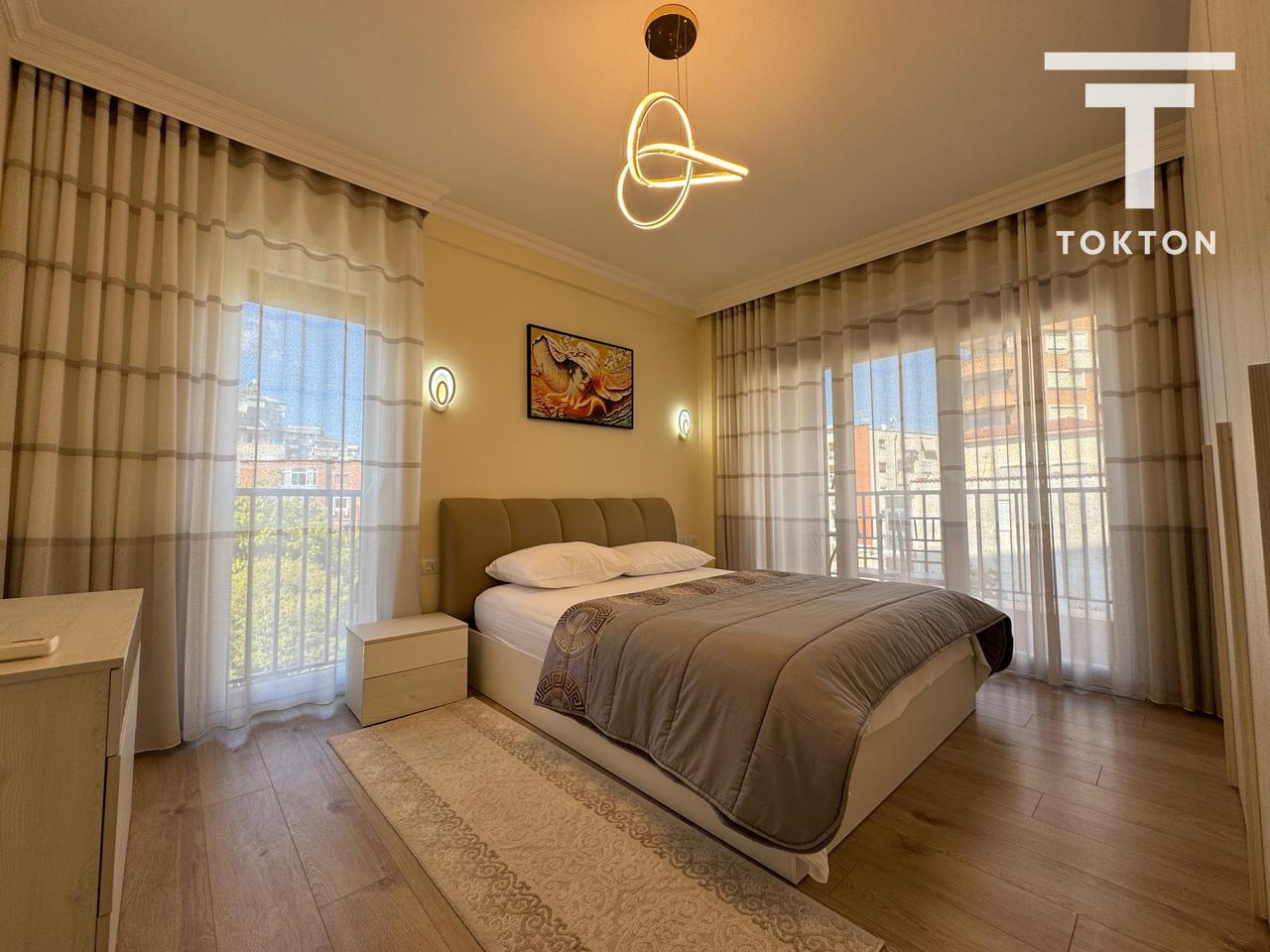 FOR RENT, 2+1+3 APARTMENT, PAZARI I RI, TIRANA