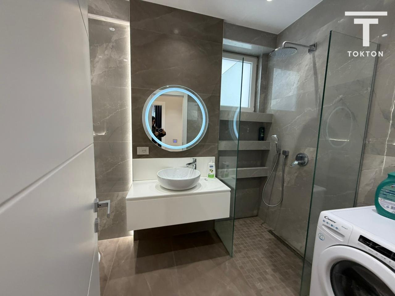 FOR RENT, APARTMENT 2+1+2+ 2 PARKING SPACES, FZ COMPLEX, DRY LAKE, TIRANA