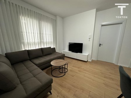 QIRA APARTAMENT 2+1+POST PARKIMI, PASKUQAN,  TIRANË