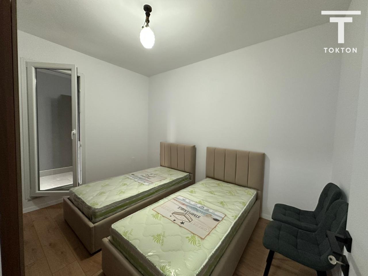 QIRA APARTAMENT 2+1+POST PARKIMI, PASKUQAN,  TIRANË