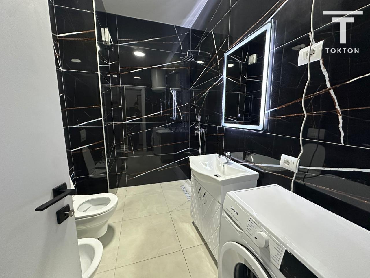 QIRA APARTAMENT 2+1+POST PARKIMI, PASKUQAN,  TIRANË