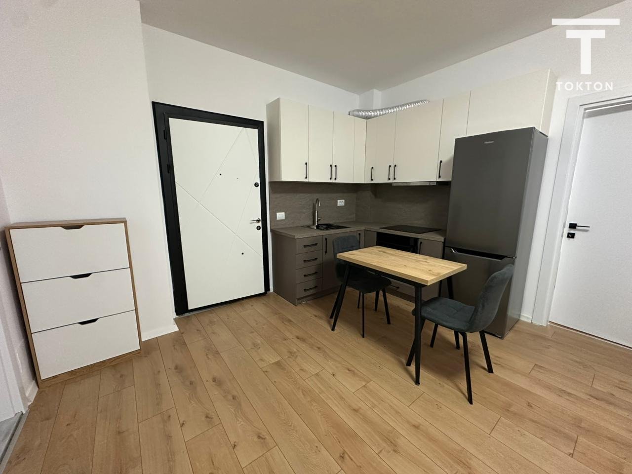 QIRA APARTAMENT 2+1+POST PARKIMI, PASKUQAN,  TIRANË