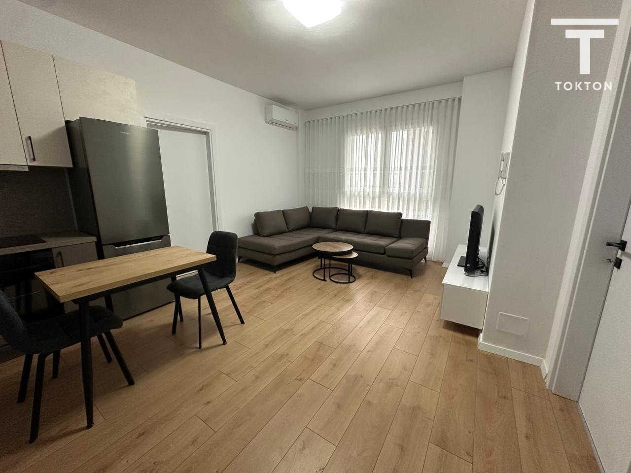 QIRA APARTAMENT 2+1+POST PARKIMI, PASKUQAN,  TIRANË