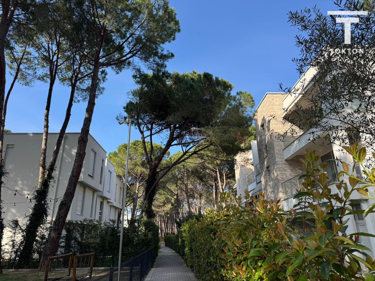 FOR SALE, 2+1 APARTMENT + YARD, "SAN PIETRO RESIDENCES", LALZ BAY