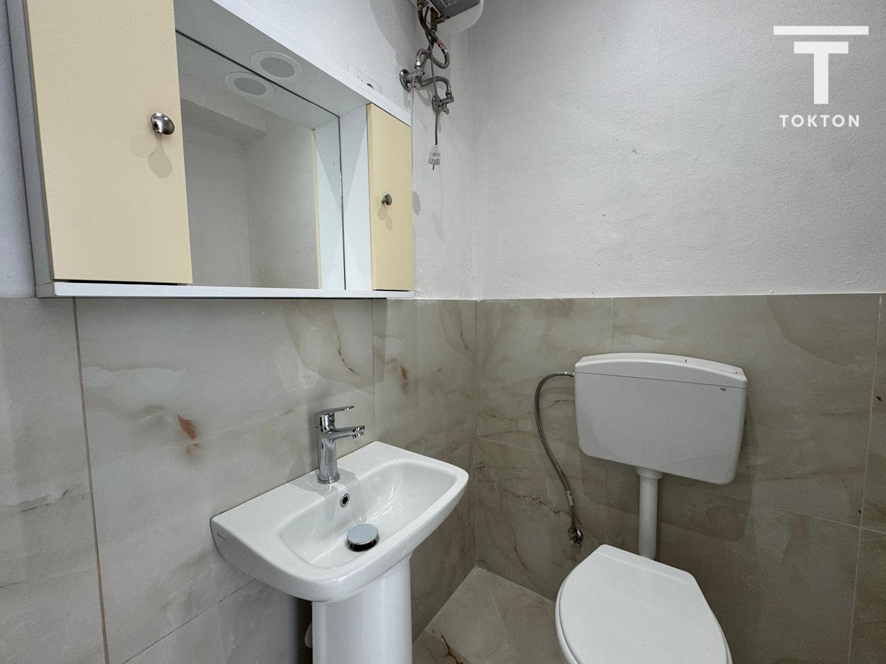 QIRA, AMBIENT BIZNESI, RRUGA "JORDAN MISJA", TIRANE