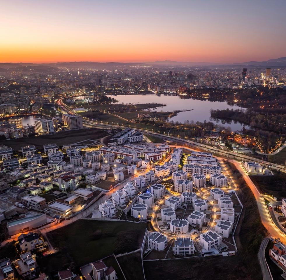 SHITET APARTAMENT 2+1+2, GREEN VALLEY, LIQENI I THATË