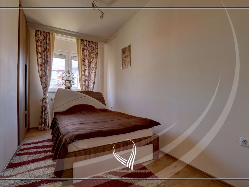 3 bedroom apartment for rent in Bregu i Diellit- Red apartments9