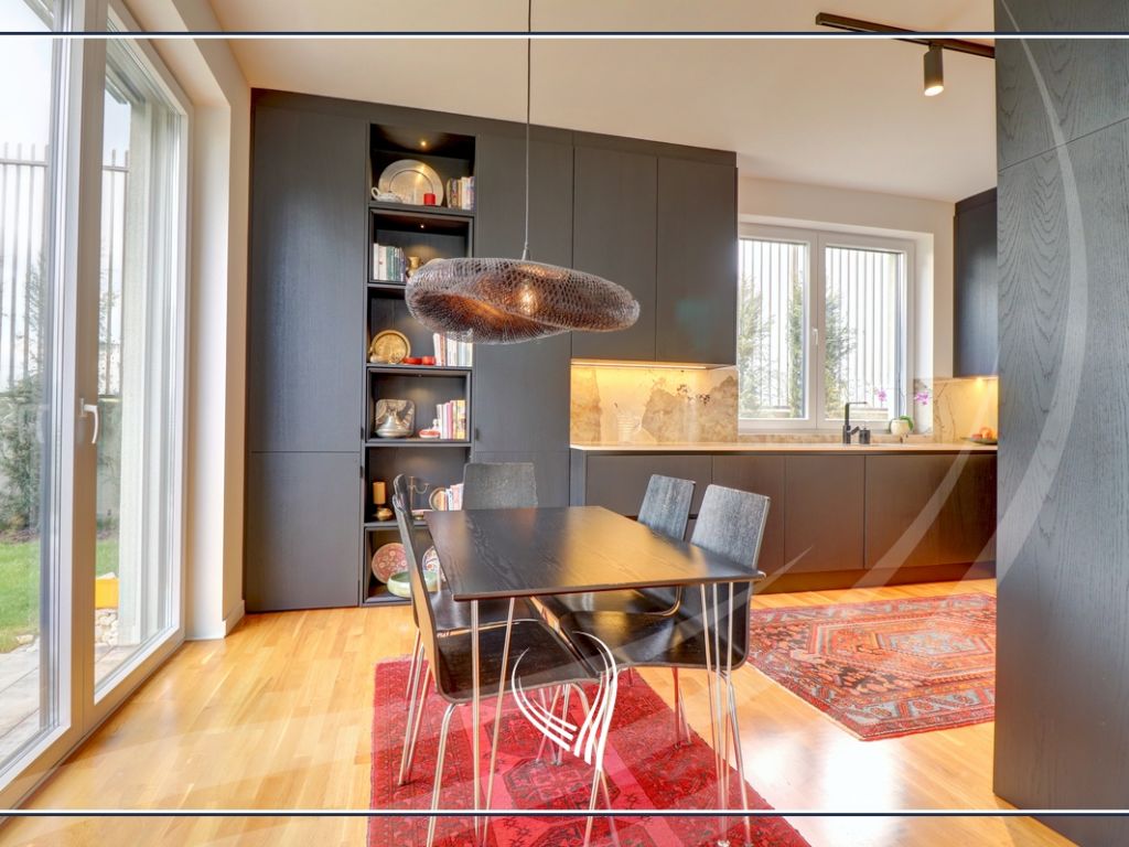 Shtëpi me 5 dhoma gjumi në shitje në lagjen Qershia- Tipi D5