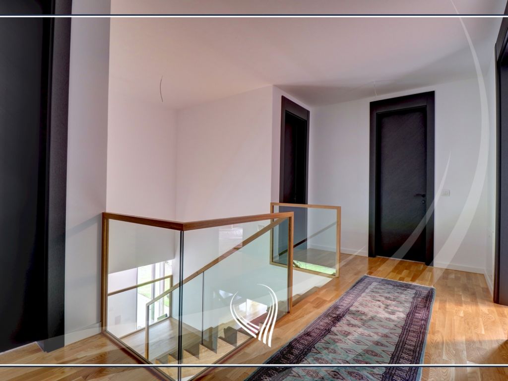 Shtëpi me 5 dhoma gjumi në shitje në lagjen Qershia- Tipi D15