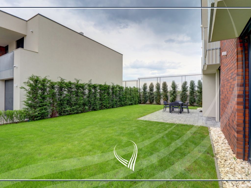 Shtëpi me 5 dhoma gjumi në shitje në lagjen Qershia- Tipi D21