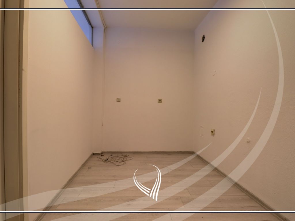 Business building 750m2 for rent in the Center6