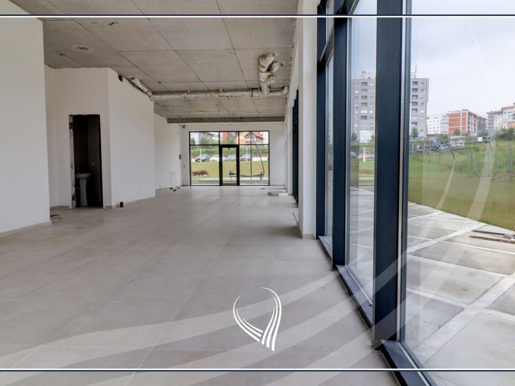 Lokal 116m2 në shitje në lagjen Mati 14