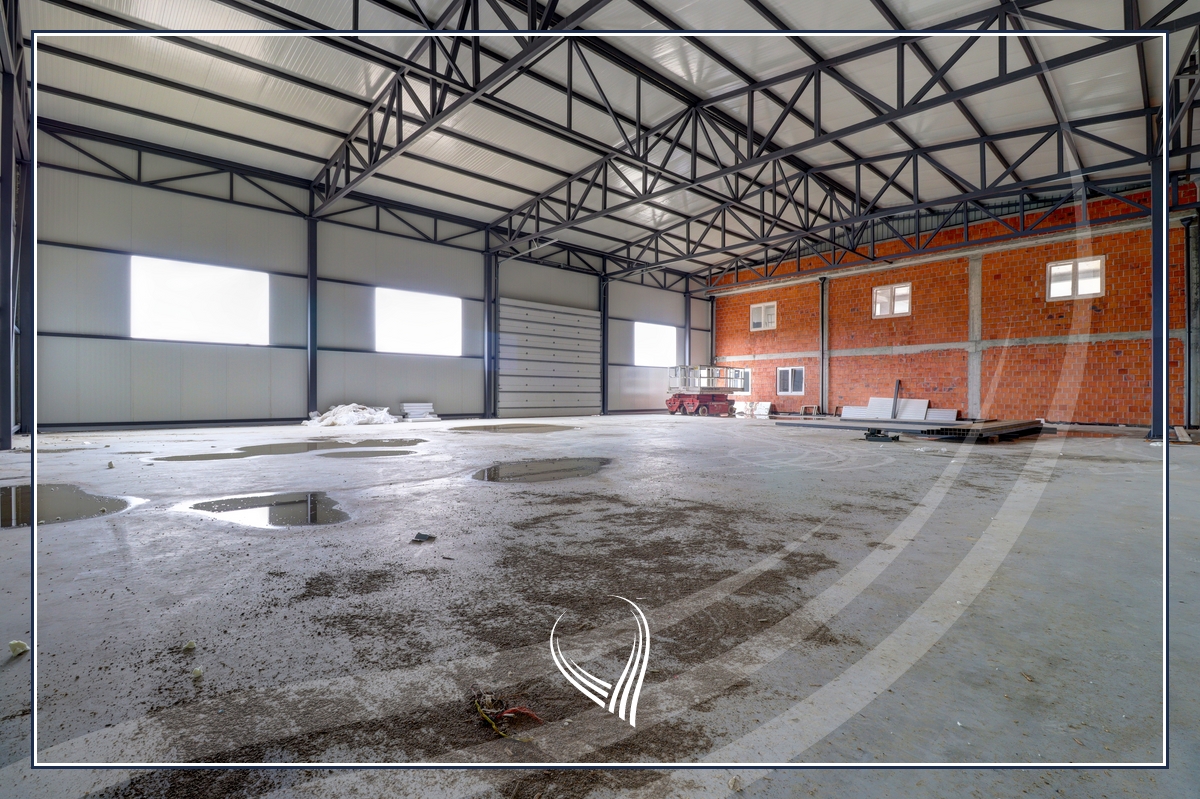 Objekt 840m2 me qira në Prugoc8