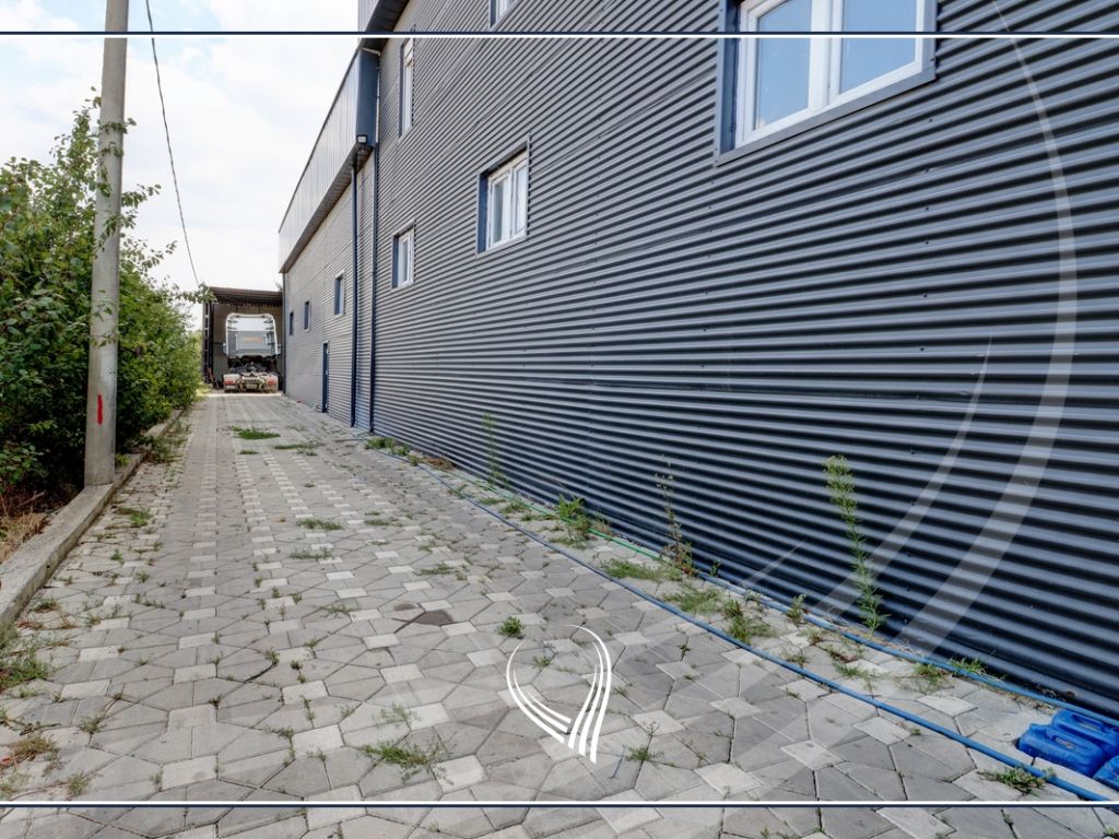 Depo 1050m2 me  qira në Preoc11