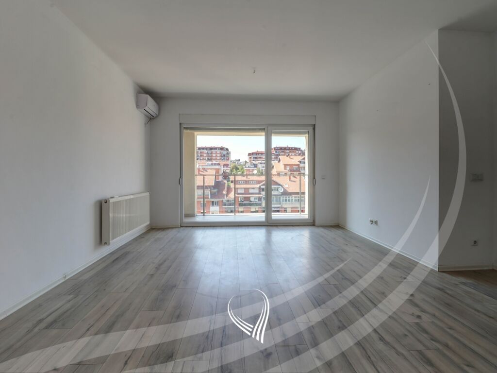 Zyre me 3 dhoma pune me qira në lagjen Mati 1 - Rruga B2