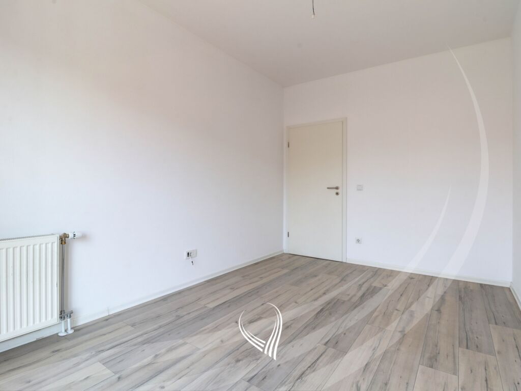 Zyre me 3 dhoma pune me qira në lagjen Mati 1 - Rruga B6