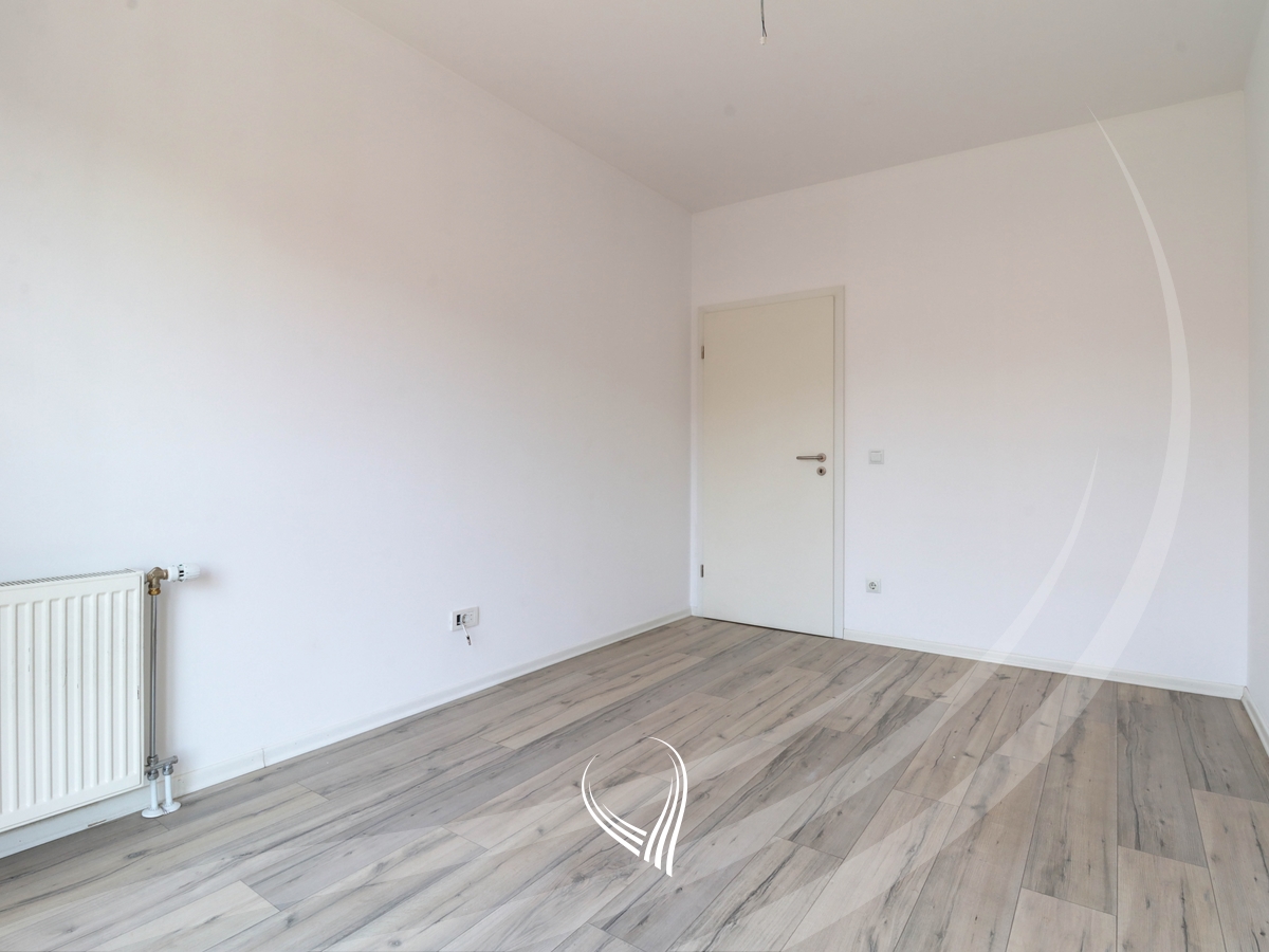 Zyre me 3 dhoma pune me qira në lagjen Mati 1 - Rruga B6