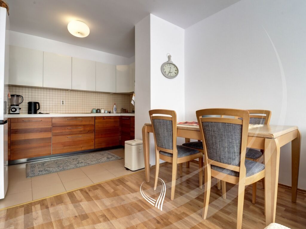 Banesë me qira me 2 dhoma gjumi në lagjen Arbëria - Dragodan3