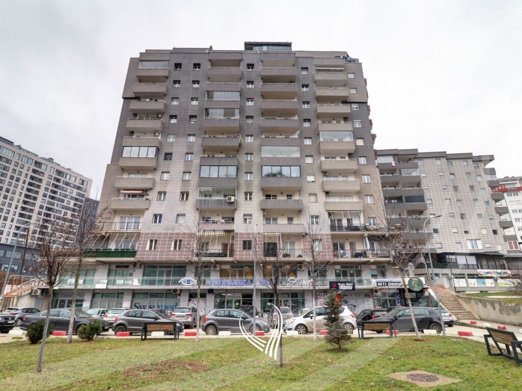 Banesë me 2 dhoma gjumi me qira në lagjen Lakrishtë11