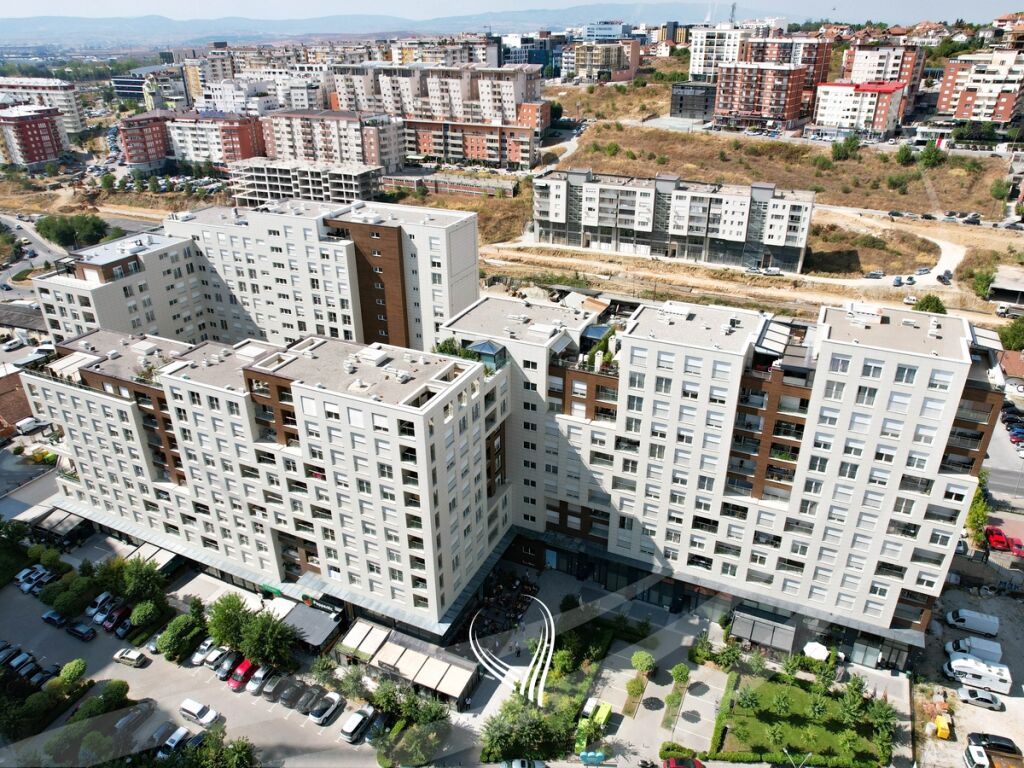 Zyre me 3 dhoma pune me qira në lagjen Lakrishtë – Prime Group9