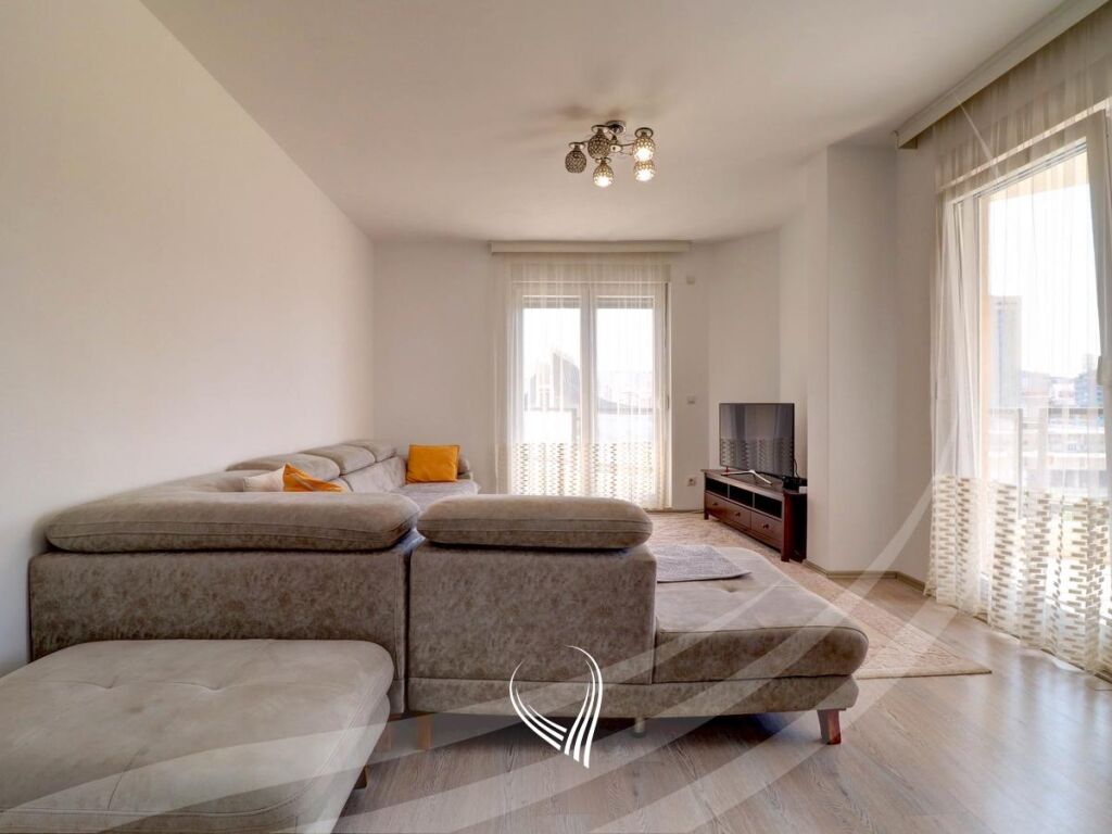 3-bedroom apartment for rent in the neighborhood of Arbëria - Dragodan - Butrinti3