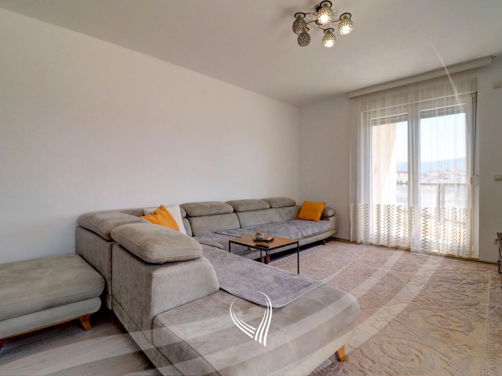 3-bedroom apartment for rent in the neighborhood of Arbëria - Dragodan - Butrinti4