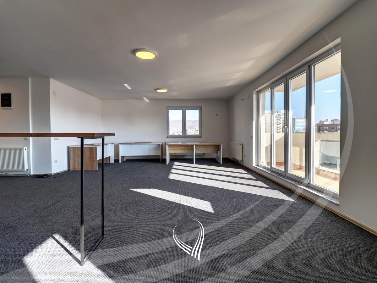 Zyre 130m2 me qira në lagjen Tophane2