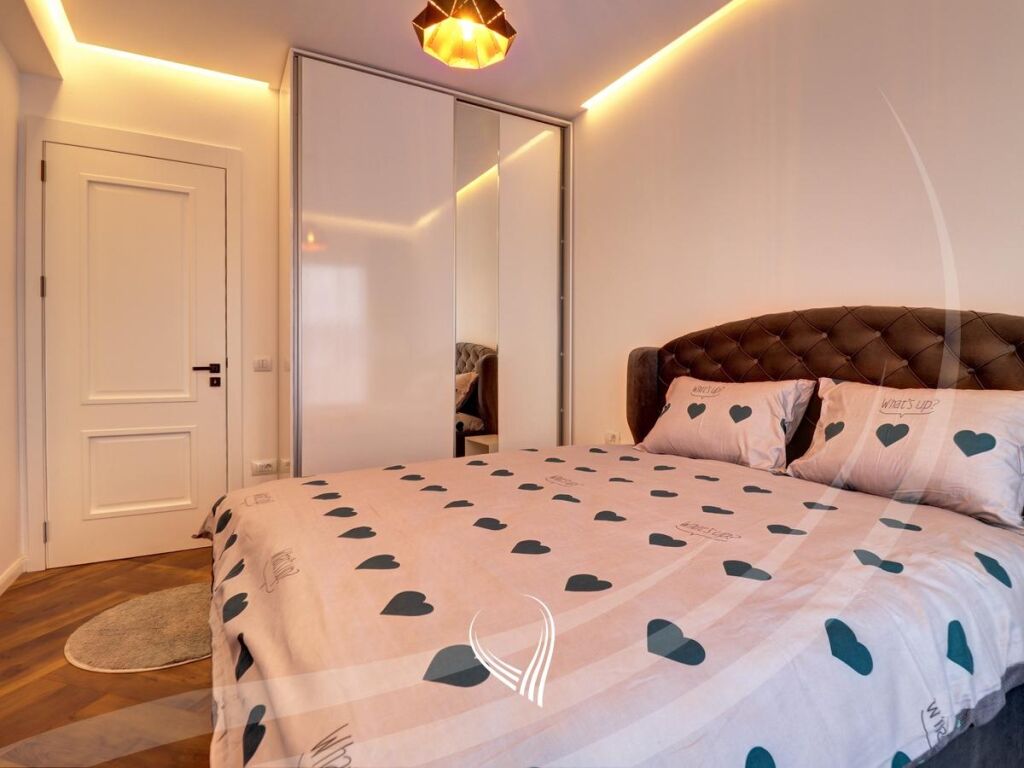 Penthouse me 3 dhoma gjumi me qira në lagjen Arbëria – Dragodan9