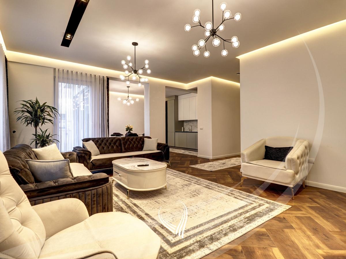 Penthouse me 3 dhoma gjumi me qira në lagjen Arbëria – Dragodan1