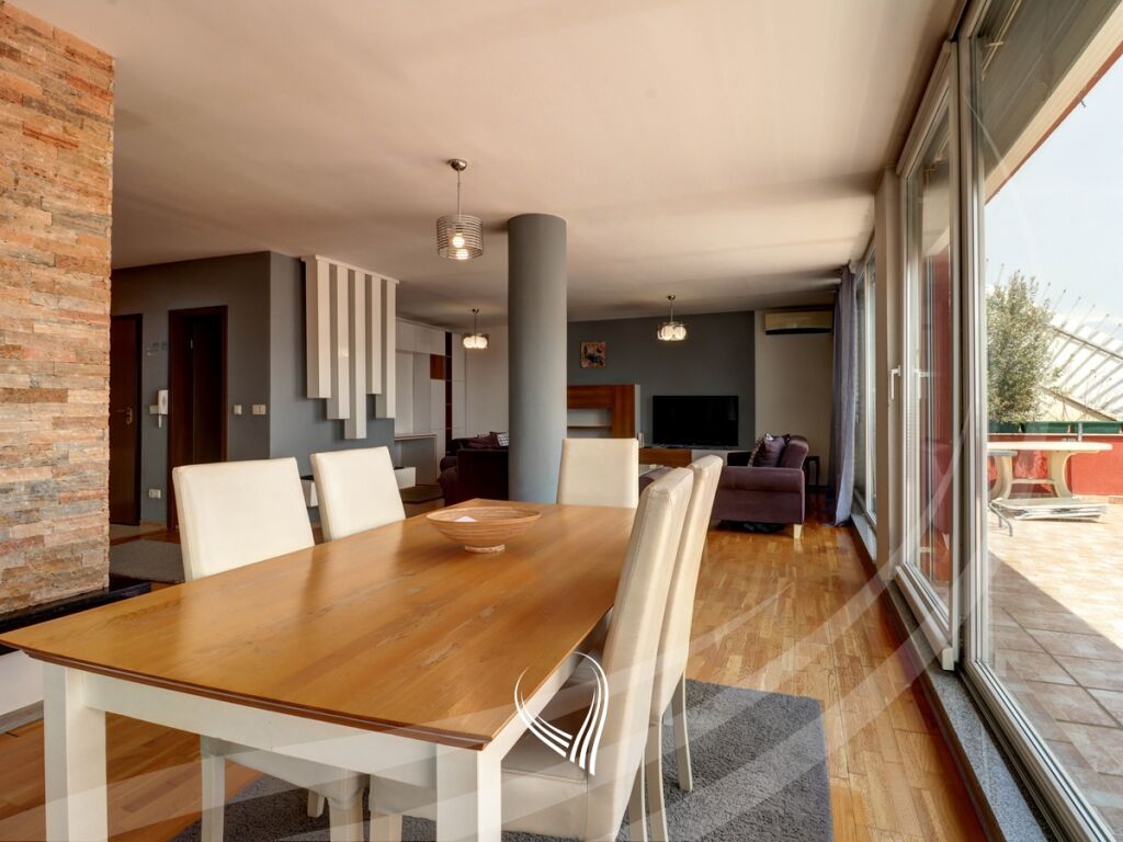 Penthouse me 3 dhoma gjumi me qira në lagjen Arbëria-Dragodan5