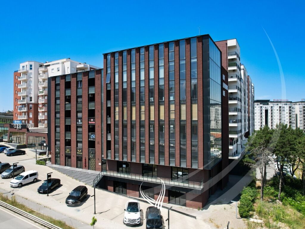 Office 319.67m2 for sale in the district Calabria - Emshir0