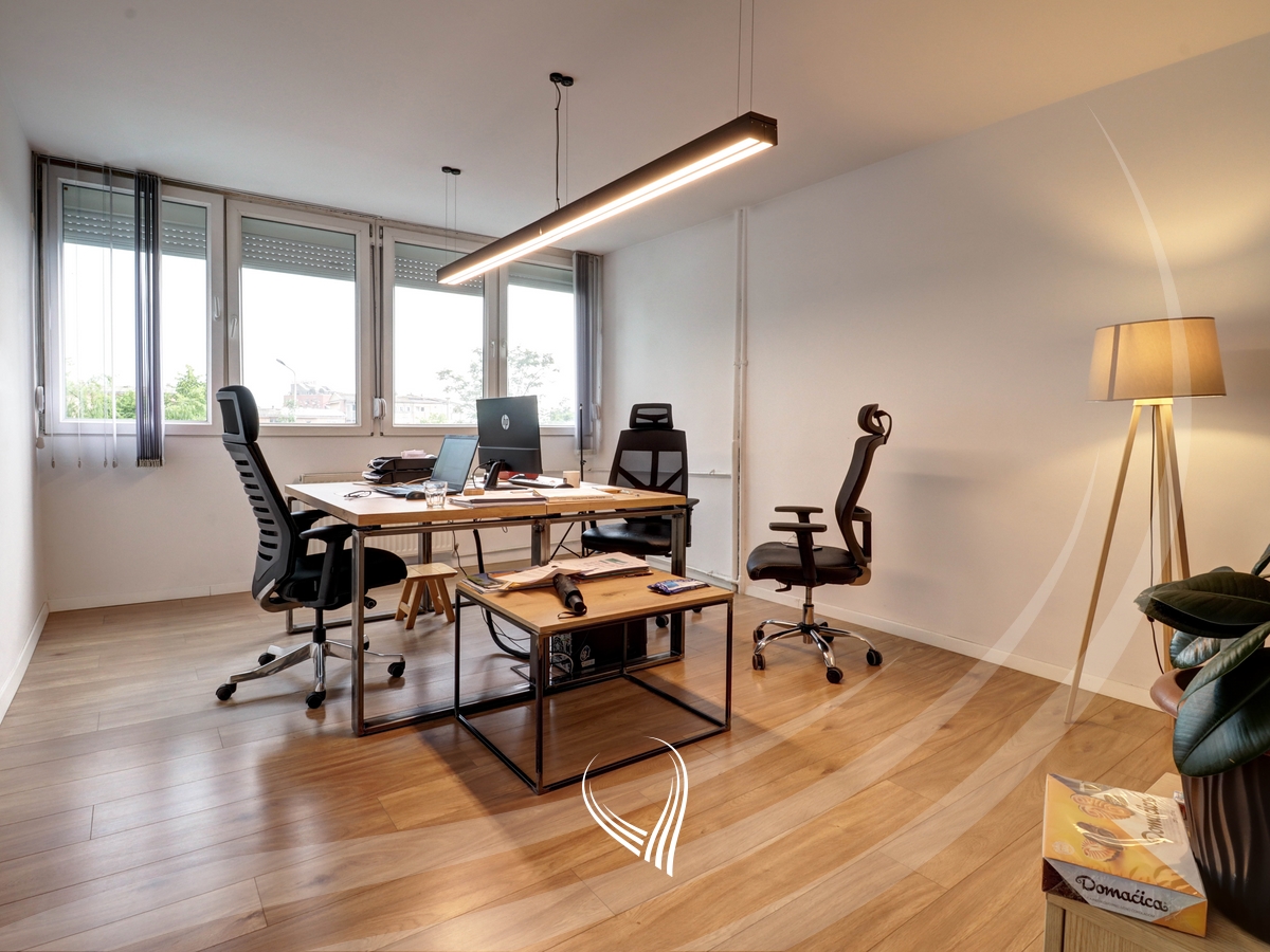 Zyre me 4 dhoma pune me qira në lagjen Ulpiana2