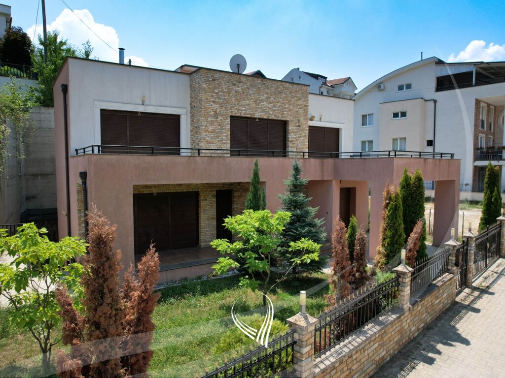 5 bedroom house for rent in Sofalia neighborhood23