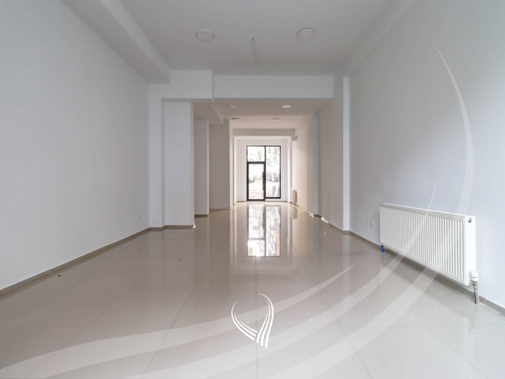 Lokal 73m2 me qira në lagjen Mati 10