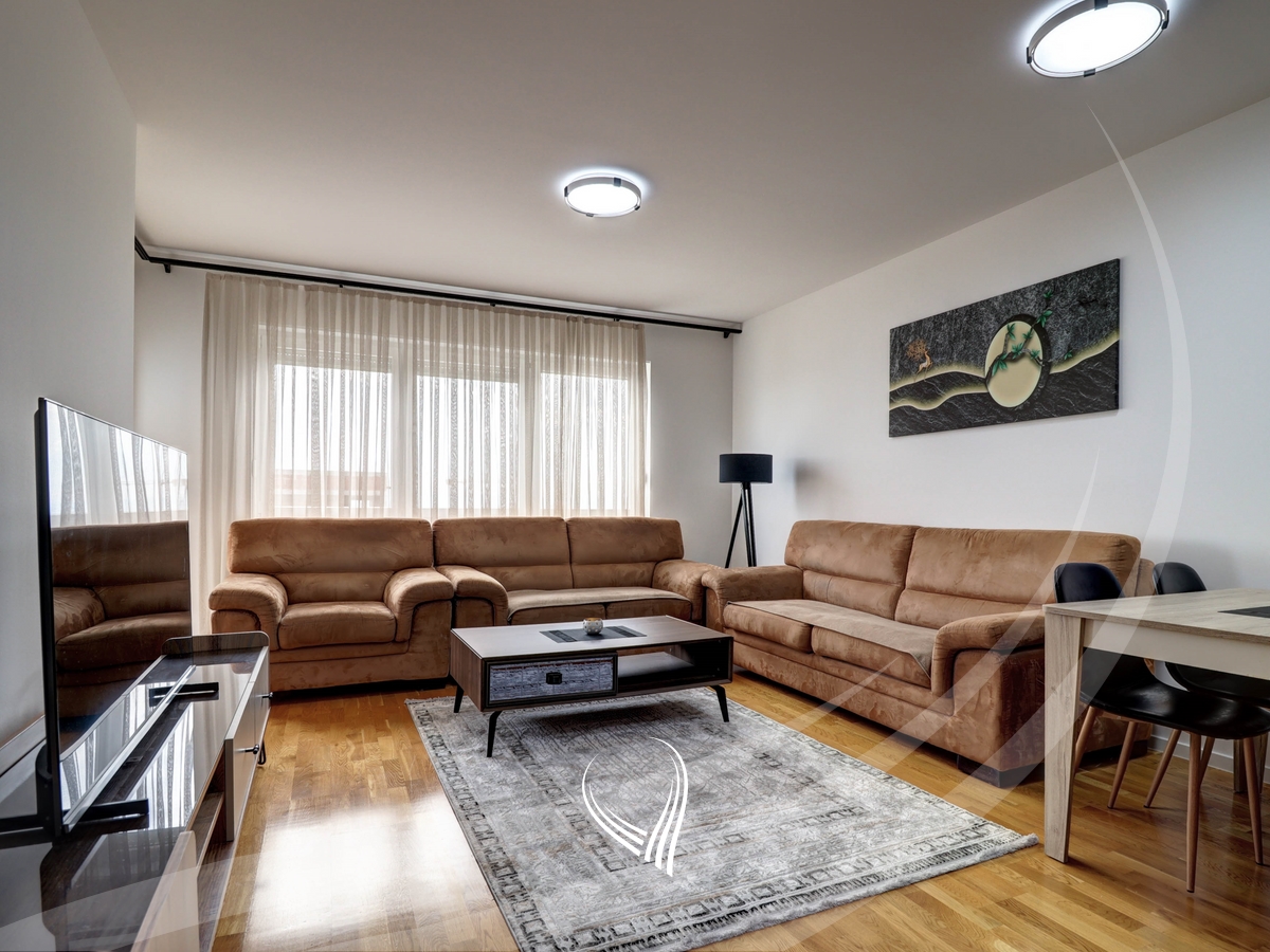 Banesë me 1 dhomë gjumi me qira në lagjen Kalabria – Emshir0
