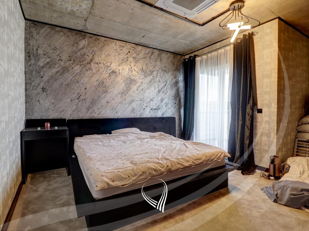 Penthouse 451.93m2 për shitje në lagjen Kalabria - Emshir11