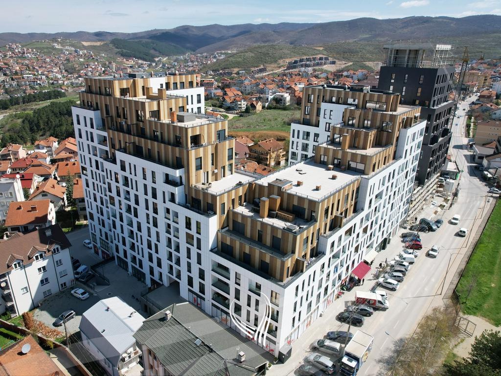 Zyre me 4 dhoma pune me qira në lagjen Velania – Puhiza 3