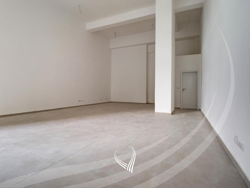 65m2 commercial space for rent in the Muhaxhereve neighborhood4