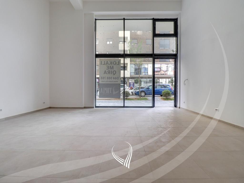 65m2 commercial space for rent in the Muhaxhereve neighborhood5