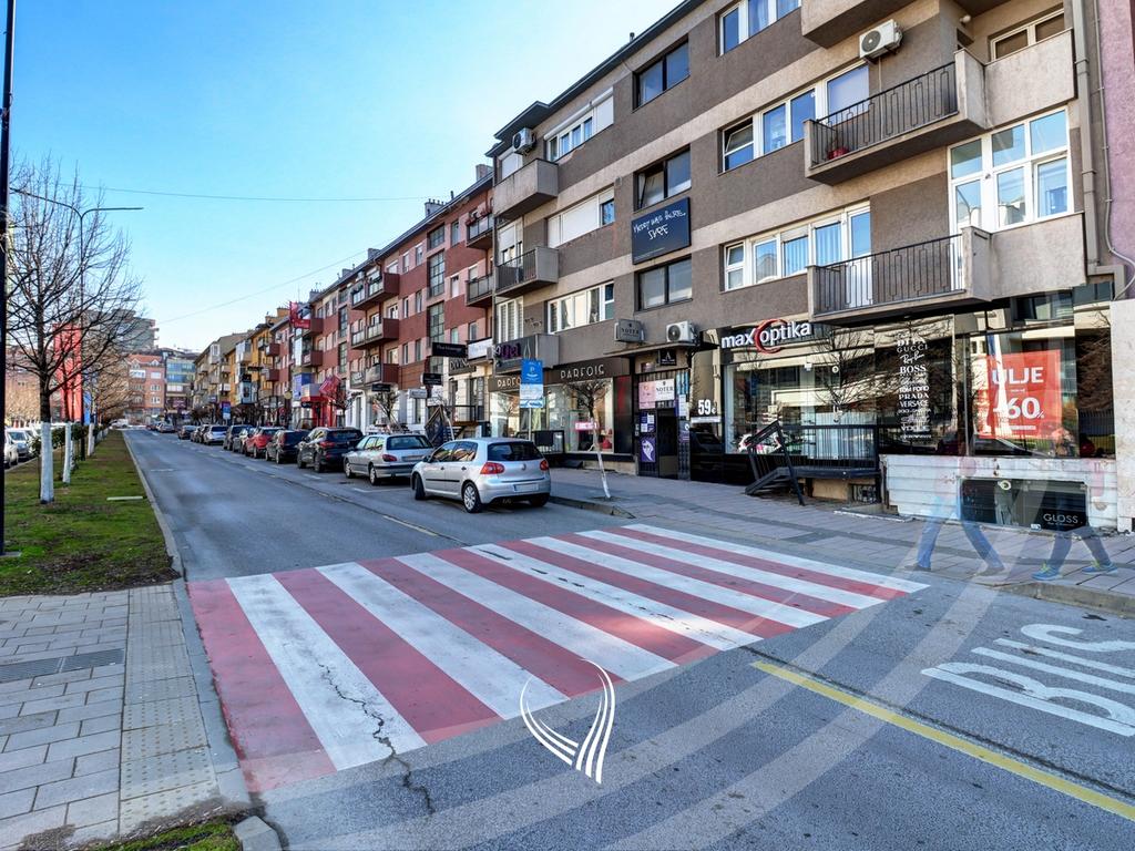Lokal 25m2 me qira në Qendër