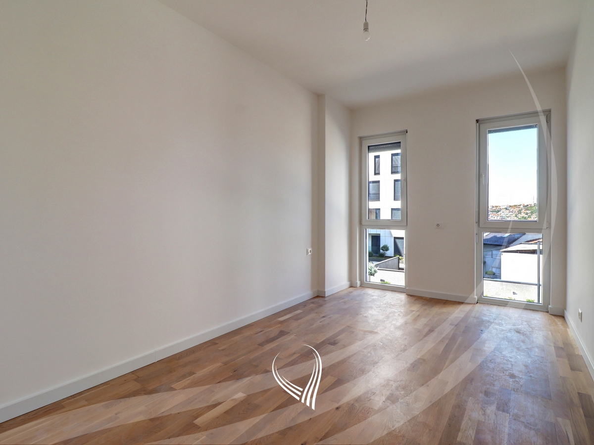 Office space with 4 rooms for rent in the Velania neighborhood – Puhiza 35