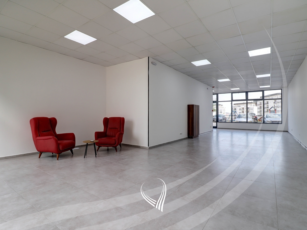 Lokal 100m2 me qira në lagjen Kalabria – Emshir0