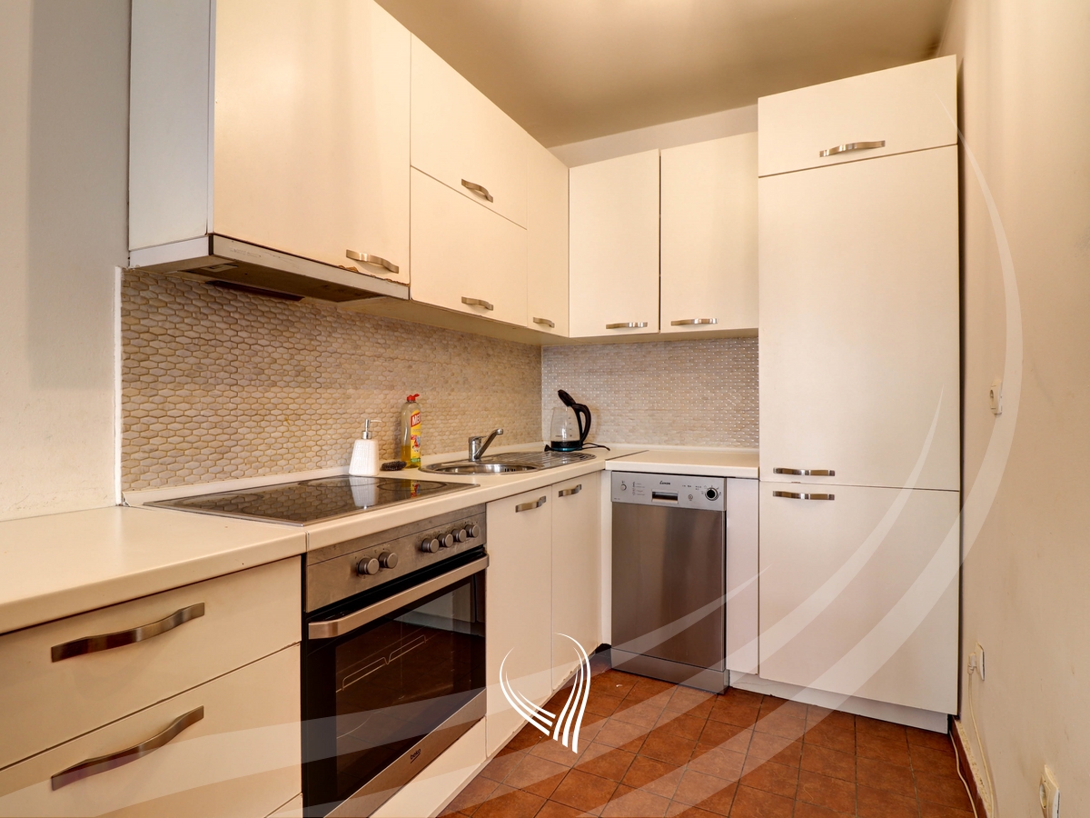 2-bedroom apartment for rent in the Arbëria neighborhood – Dragodan5