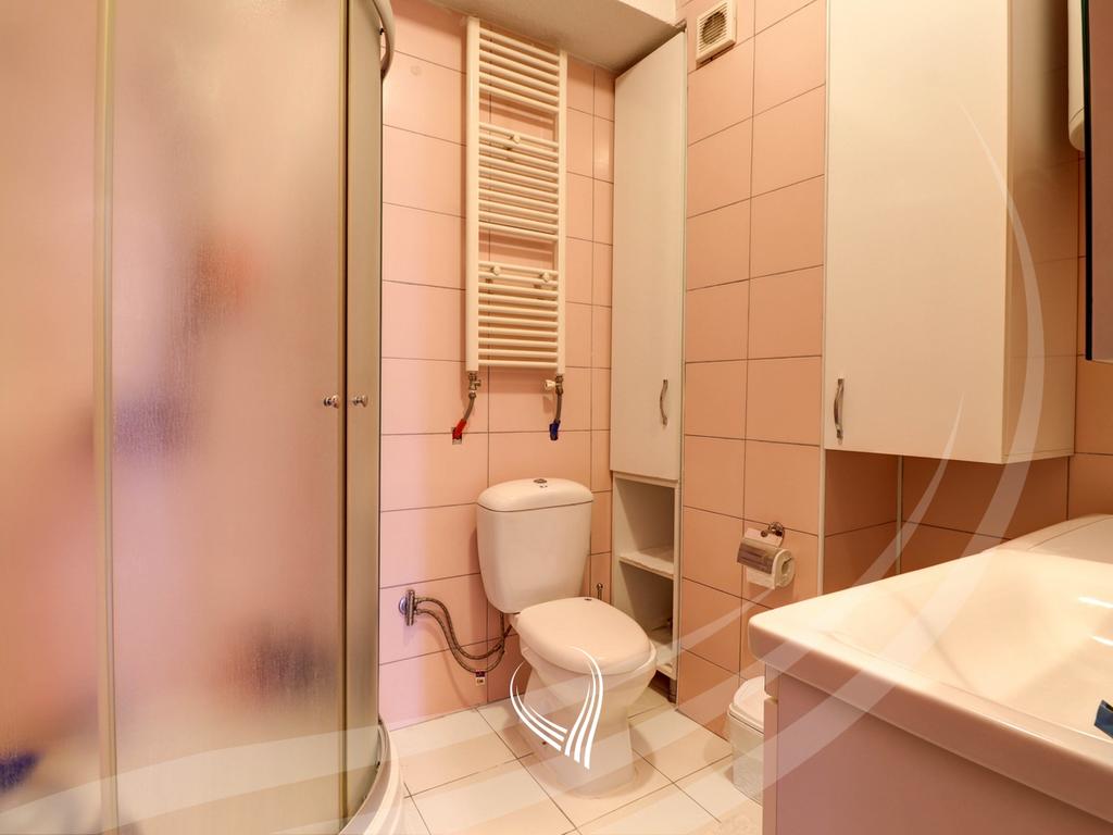 3-bedroom apartment for rent in the Arbëria – Dragodan neighborhood13