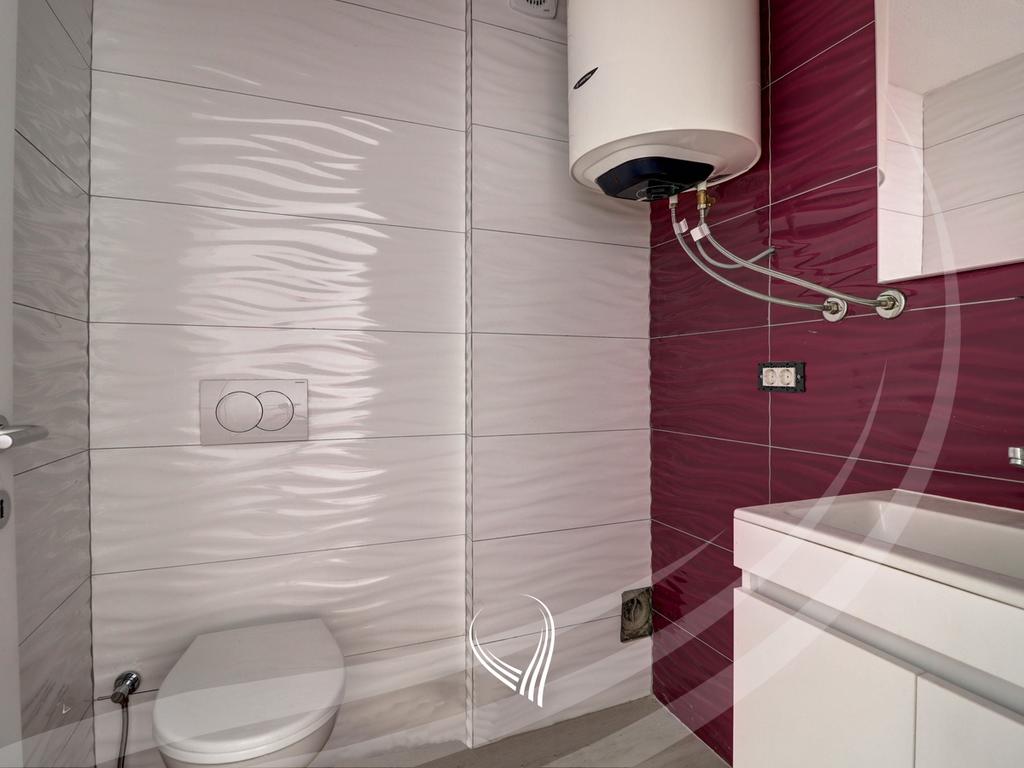 Apartment 141m2 + 95.08m2 terrace for sale in the Tophane neighborhood - Orhidea11